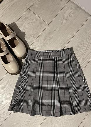Спідниця в складку в клітинку