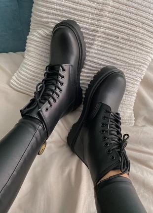 Ботинки женские с мехом мартенс dr martens1 фото