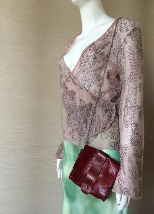 Ажурный свитер с запахом