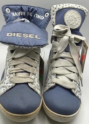 Сеікерси жіночі є незначні дефекти які не впливаю на носку розмір 37,5 довжина устілки 24 см