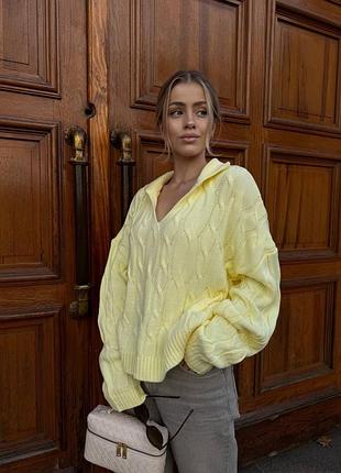 Свитер вязаный