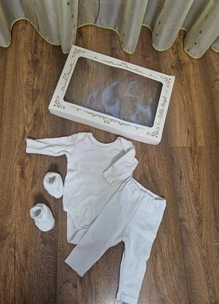 Платье насчастливное на 4 месяца