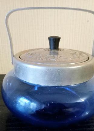Сахарница синее стекло с металлической крышкой