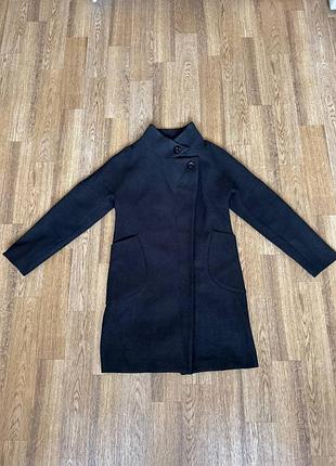 Пальто жіноче класичне чорне, розмір m, стан ідеал