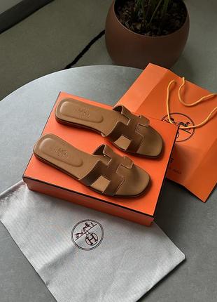 Шльопанці Adidas Superstar legenda wśród butów