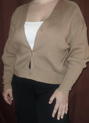 Кардиган короткий zara цвета кэмэл р. l