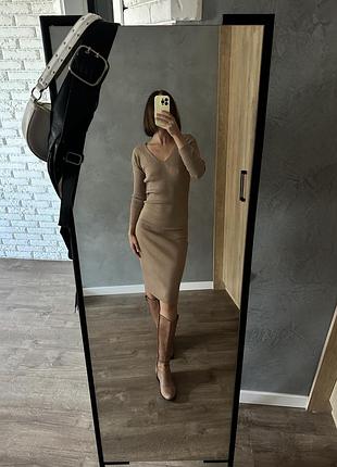 Сукня по фігурі