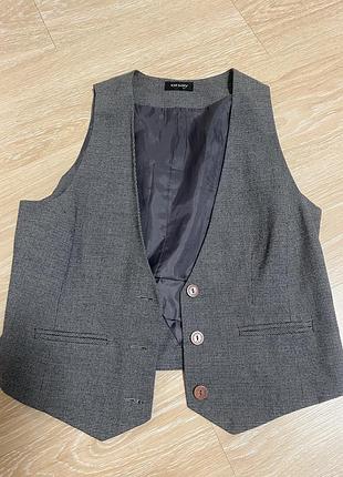 Жилетка класична