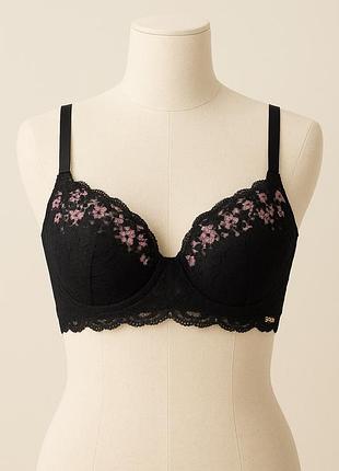 Бюстгалтер