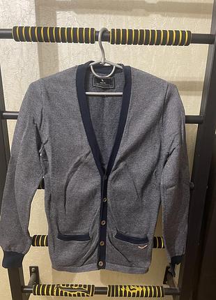 Кофта класична