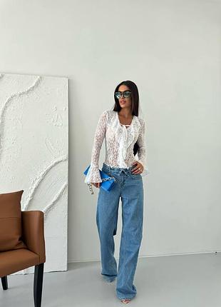 Жіночий боді з гіпюру з рюшами