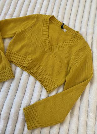 Жіночий светр