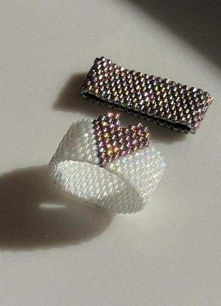 Комплект з двох жіночих каблучок з японського бісеру