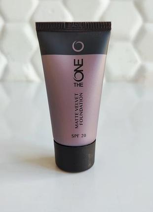 Матирующая тональная основа орифлейм oriflame 31590 warm beige the one matte spf 20