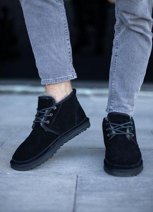 Зимние ботинки ugg с овчиной черные1 фото