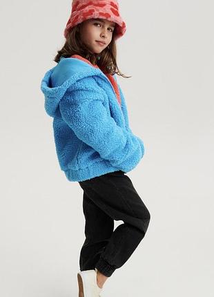 Худи из искусственного меха reserved на девочку 8 лет