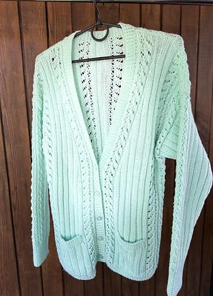 Вʼязаний кардиган на ґудзиках із кишенями