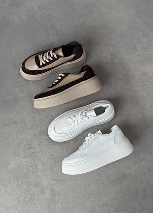 Кеди на високій підошві