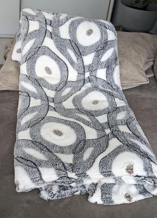 М'якенький приємний плед -покривало махра