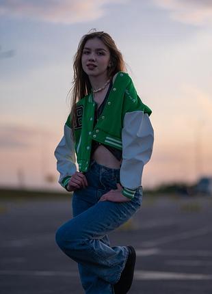 Вкорочений бомбер