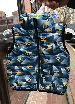 Фото 338 демісезонна жилетка на зріст 92 см