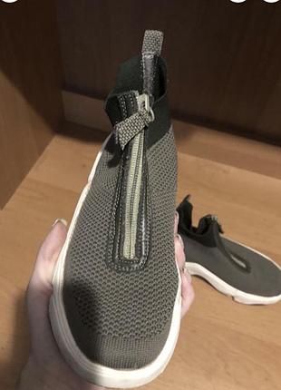 Кросівки дитячі