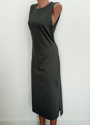 Платье с разрезами по бокам
   19%. вискоза