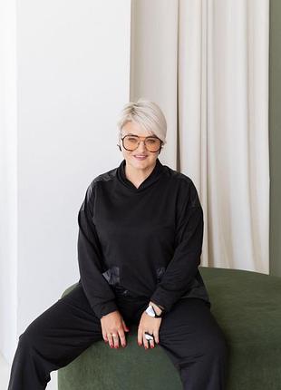 Костюм в наявності