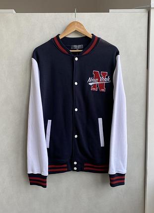 Стильний чоловічий бомбер primark