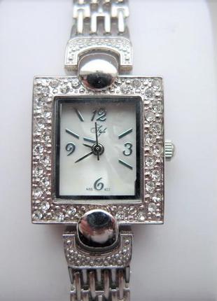 Часы style, кварц, из англии.1 фото