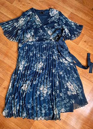 Суперовое платье 58-62 размер