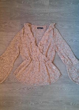 Блуза женская в цветочный принт с рюшами от boohoo