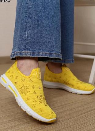 Шикарні . легкі макасини со стразами