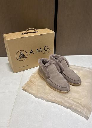 Лофери жіночі a.m.g. натуральна замша зимові утеплені натуральне хутро колір мокко 36 розмір чоботи черевики лоферы ботинки зимние натуральная замша