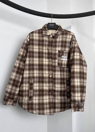 Брендова жіноча куртка сорочка бомбер в клітинку