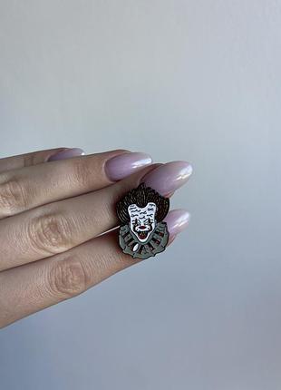 Пін значок металевий брошка пеннівайз — ти теж попливеш…