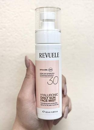 Сонцезахисний спрей для обличчя з гіалуроновою кислотою spf 30 revuele, 100 мл