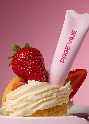 Глянцевий блиск для губ crystal glaze page vine, 02 (strawberry milk), 10 мл