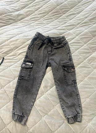 2 пари джинс  у комплекті