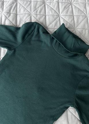 Ізумрудний зелений гольф zara в рубчик