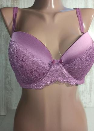 Бюстгальтер с кружевом 80 с