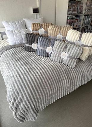 Велюровый двусторонний плед с овчиной, два размера