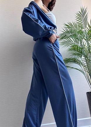 Костюм жіночий трійка