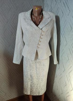 Праздничный костюм, люрекс,рельеф.