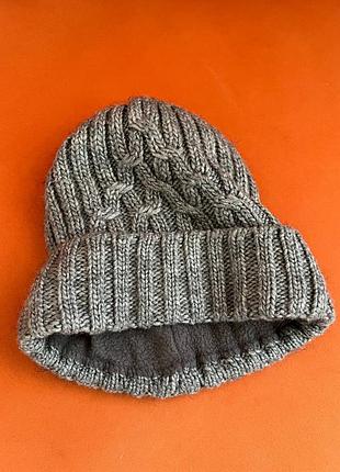 Зимняя шапка женская теплая серая zara