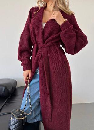 Женский теплый качественный длинный кардиган с поясом бордовый бургунди
