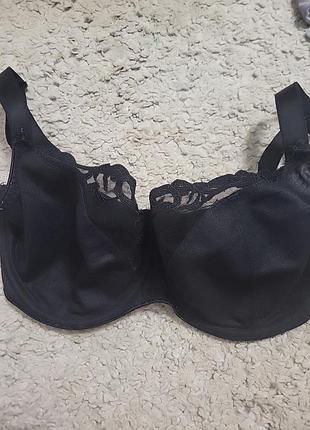 Бюстгальтер