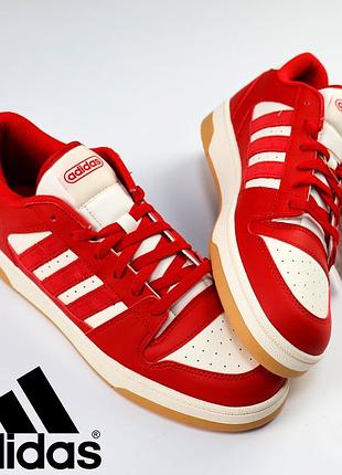 Кросівки adidas