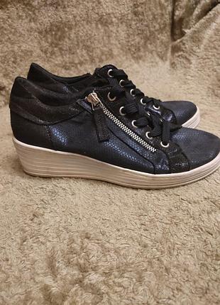 Мокасины женские на танкетке,37 размер.