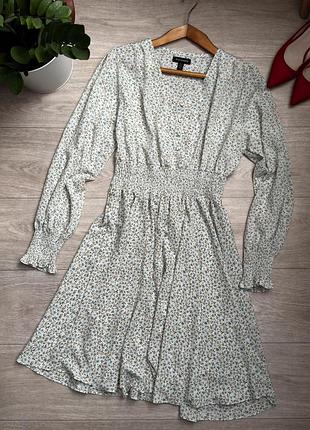 Легкое платье в цветок